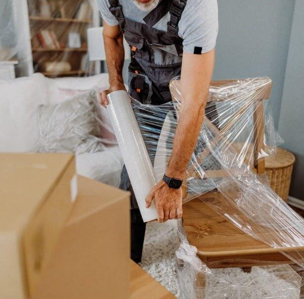 we provide climate-controlled packing and storage facilities for items that require specific environmental conditions